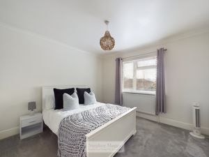 Photo 14- click for photo gallery